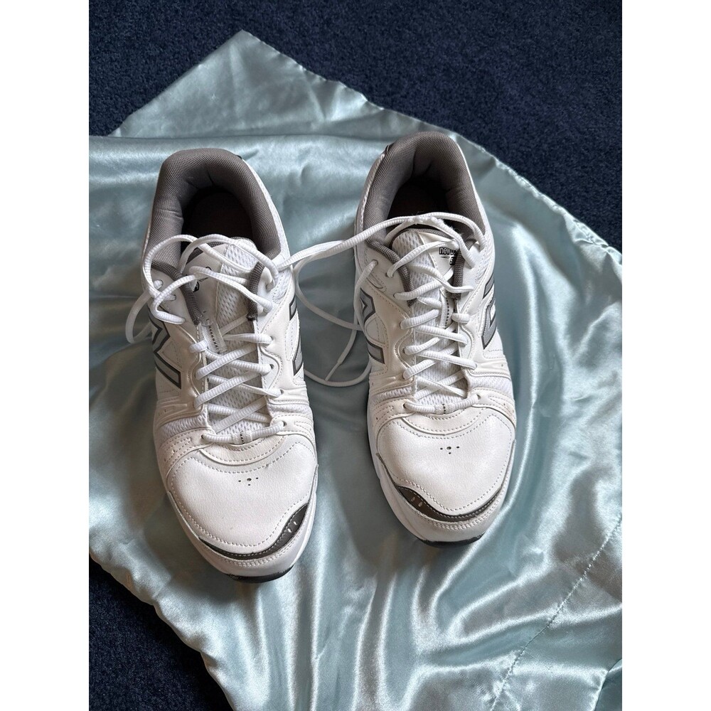 New balance men’s athletic shoes